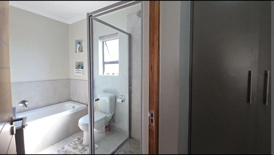 3 Bedroom Property for Sale in La Camargue Private Country Estate North West